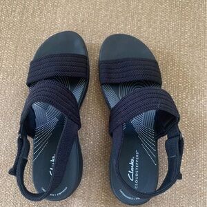 Clarks Cloudsteppers Black Strappy Sandals